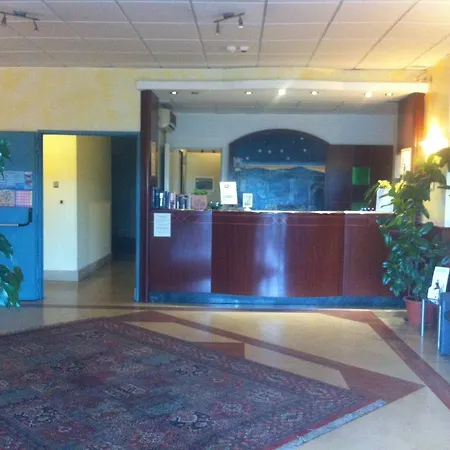 Arcadia Hotel 3*