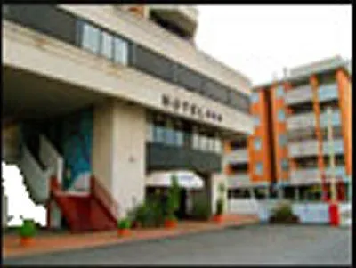 Arcadia 3*