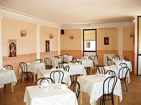 Arcadia 3* Rome